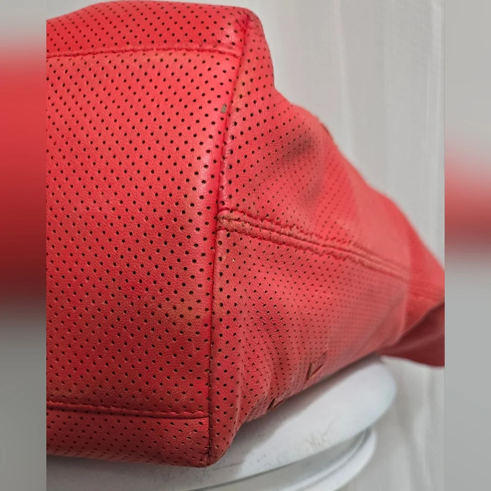 GUC Bottega Veneta Red Intrecciato Top Handle Bag - Picture 10 of 16